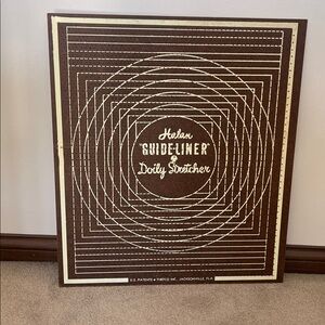 Halan Guide-Liner Doiley Stretcher - Vintage